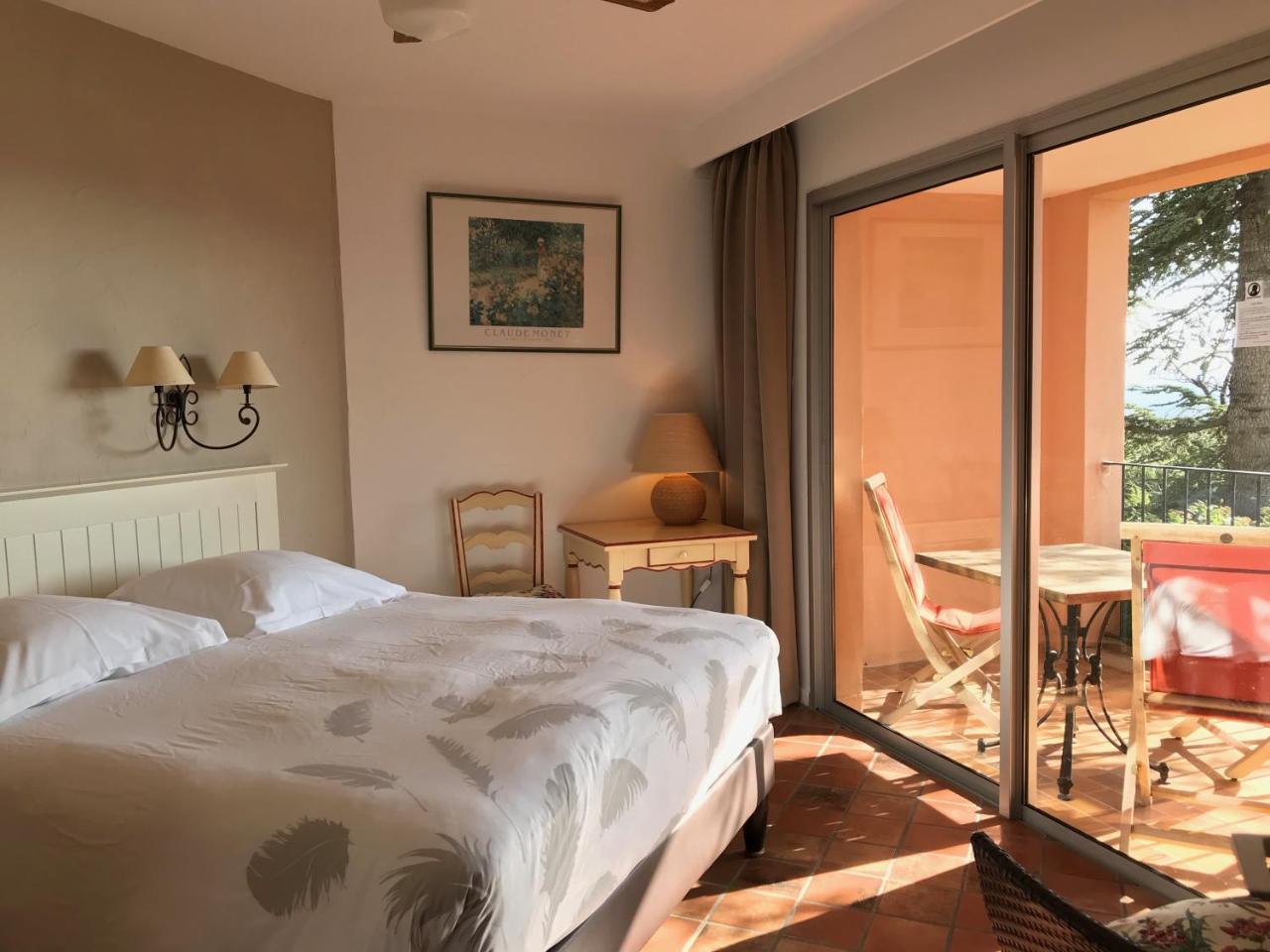 Hotel Bellerive Rasteau エクステリア 写真